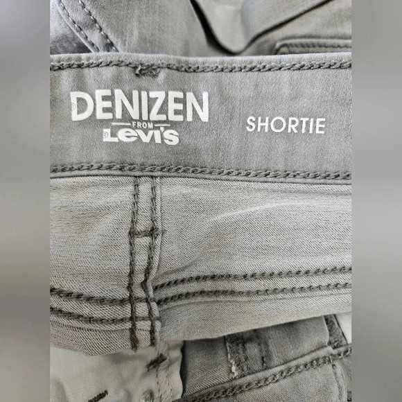 Levi's denizen shortie grey shorts size 7/28 - Picture 3 of 4